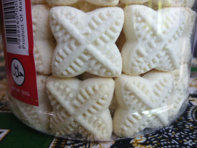 Kuih bangkit